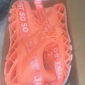 TikTok Viral Sneakers